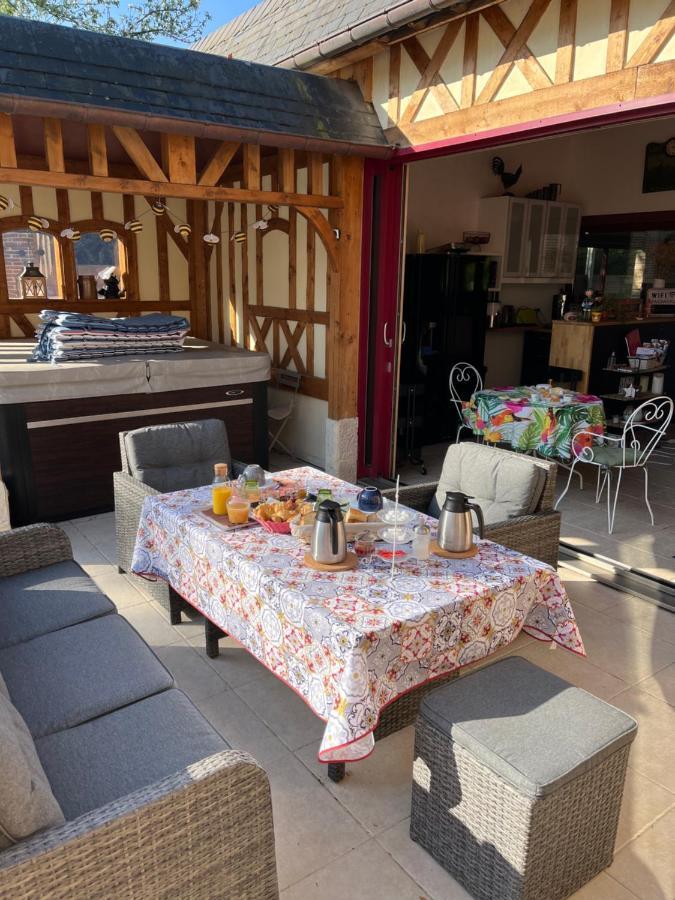 مبيت وإفطار Gerponville Le Jardin Des Roses المظهر الخارجي الصورة